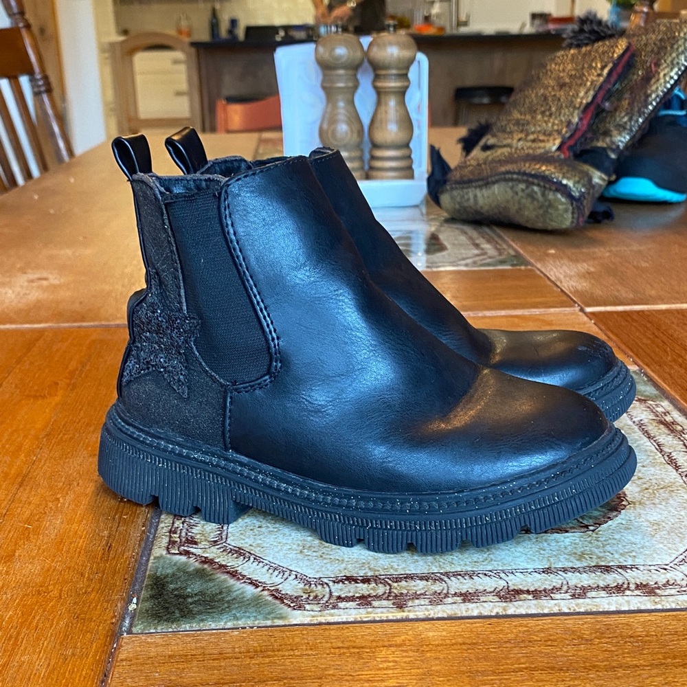 Girls Black Leather Ankle Boots size 13